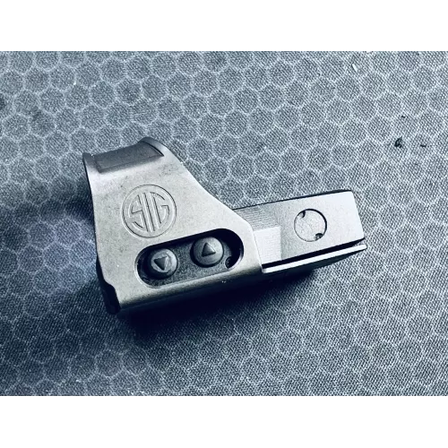 Kolimator SIG SAUER ROMEO 1 PRO z stalową obudową ochronną